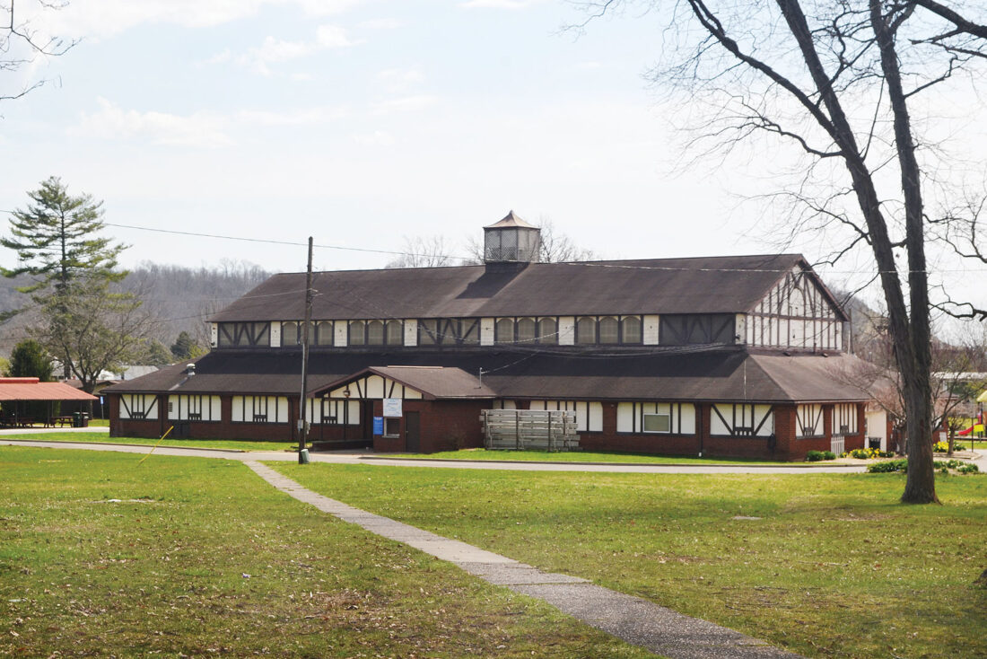 Parkersburg mayor announces presentation on activity, recreation facility | News, Sports, Jobs - Vimarsana News