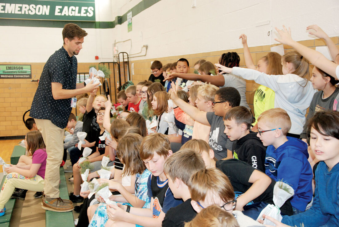 One Pine Day: Parkersburg Tree Commission gives seedlings to fourth-graders | News, Sports, Jobs - Vimarsana News