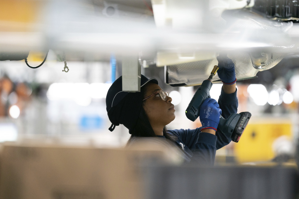 Job market cools, but US may avoid recession | News, Sports, Jobs - Vimarsana News