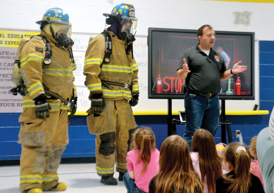 East Wood VFD receiving grant for new air tanks, masks | News, Sports, Jobs - Vimarsana News