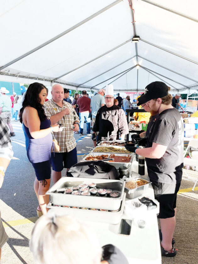 Throwdown brings flavor, crowd to downtown Parkersburg | News, Sports, Jobs - Vimarsana News