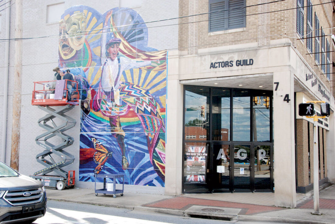 New mural goes up at Actors Guild | News, Sports, Jobs - Vimarsana News