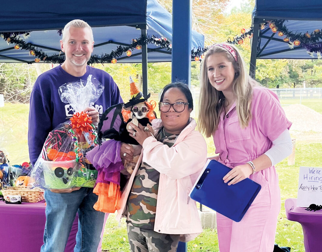Trick or Treat for Dogs barks up costumed canines | News, Sports, Jobs - Vimarsana News