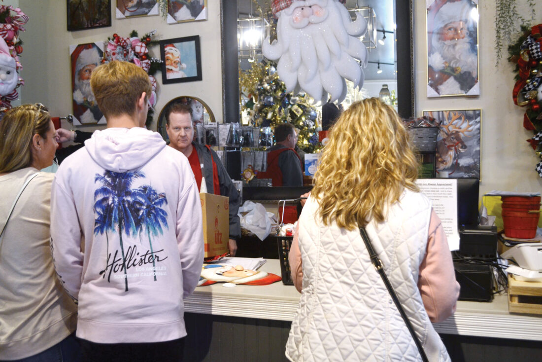 Talking Shop: Mid-Ohio Valley businesses vie for their share of holiday sales | News, Sports, Jobs - Vimarsana News