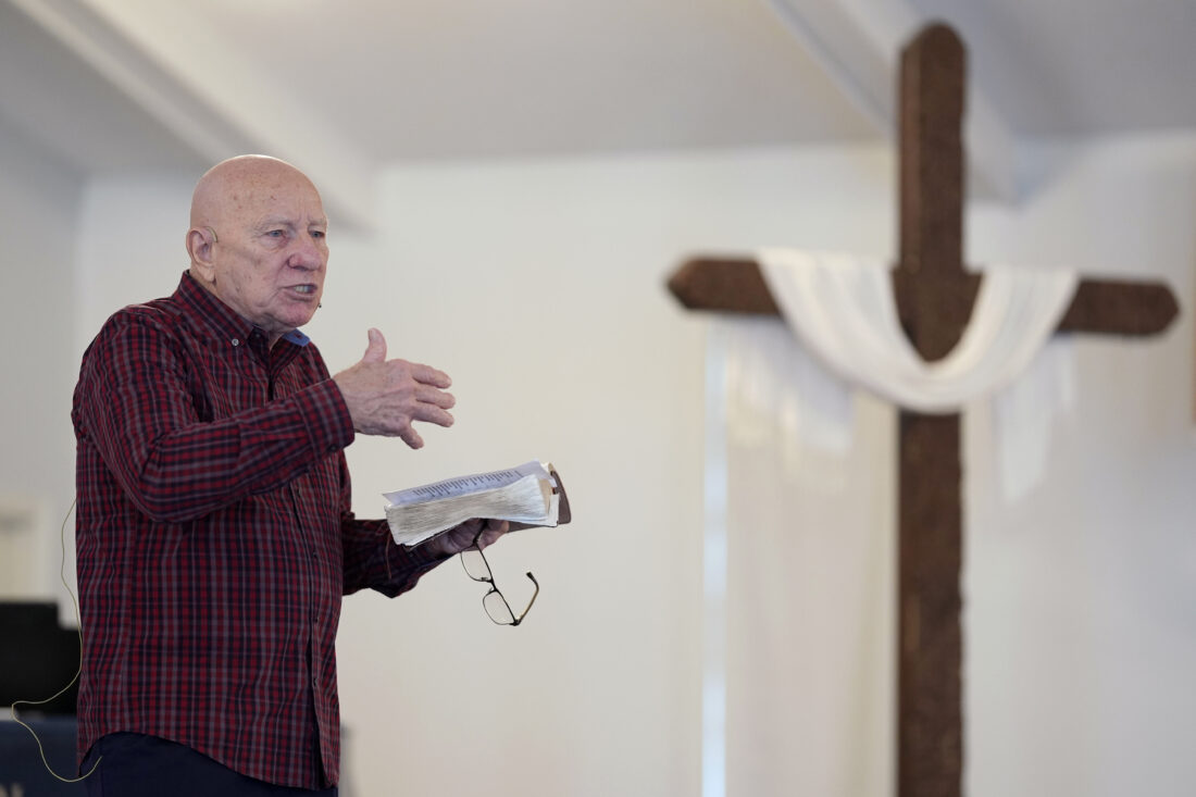Iowa's Christian conservatives follow their faith when voting, and some say it leads them to Trump | News, Sports, Jobs - Vimarsana News