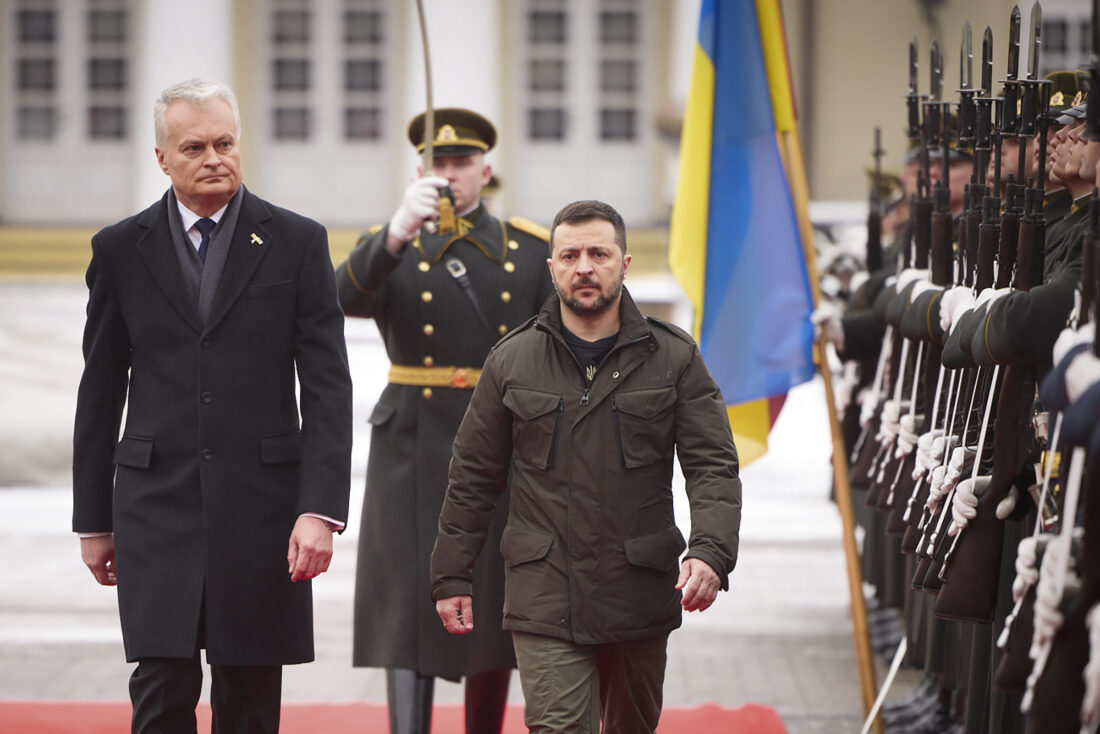 Ukraine's Zelenskyy says Russia can be stopped but Kyiv badly needs air defense systems | News, Sports, Jobs - Vimarsana News