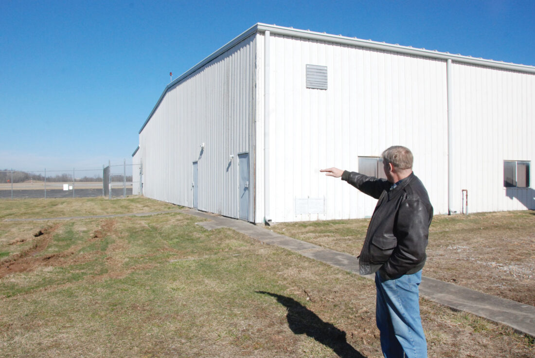 Wood County Airport Authority to lease hanger in exchange for renovations | News, Sports, Jobs - Vimarsana News