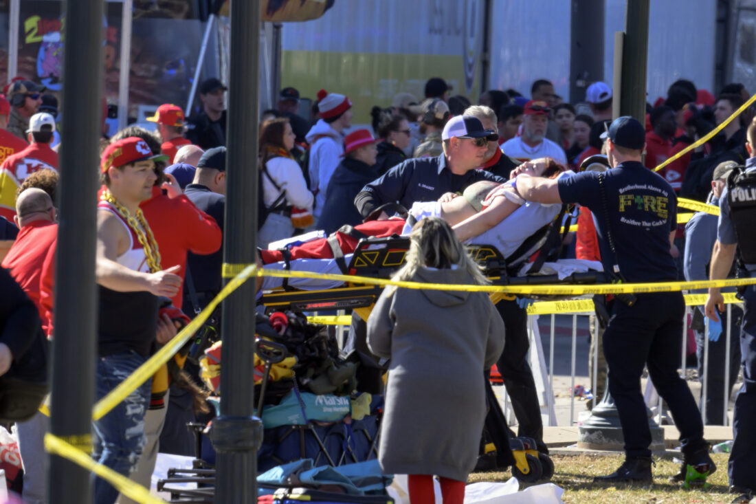 At least 8 children among 22 hit by gunfire at end of Chiefs' Super Bowl parade; 1 person killed | News, Sports, Jobs - Vimarsana News