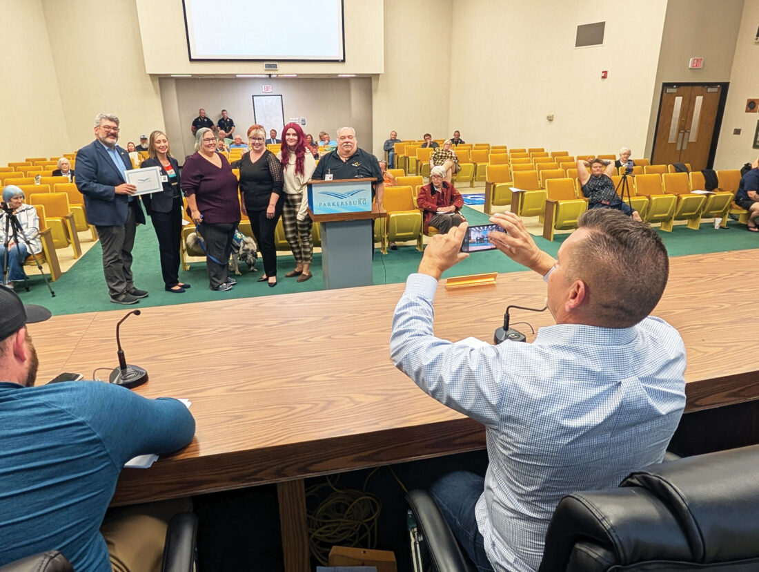 Parkersburg City Council advances cable franchise fee, agreements