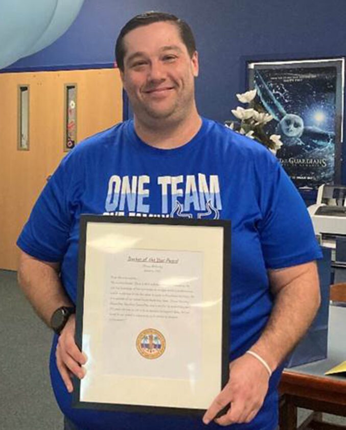 Harns Marsh Middle teacher named Lee County Teacher of the Year | News, Sports, Jobs - Vimarsana News