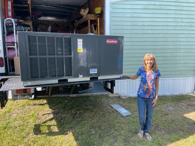 Air Pros USA surprises five mothers with free A/C units | News, Sports, Jobs - Vimarsana News