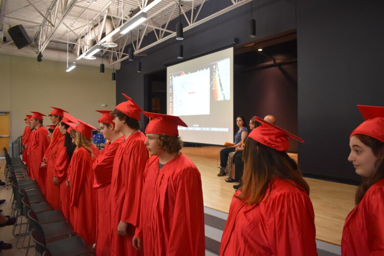18 River Bend grads overcome obstacles | News, Sports, Jobs - Vimarsana News