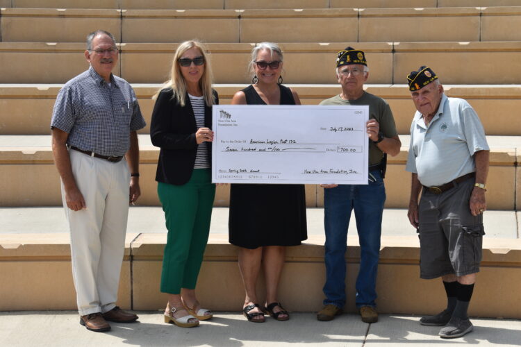 American Legion receives donation for Salute to Veterans Concert | News, Sports, Jobs - Vimarsana News