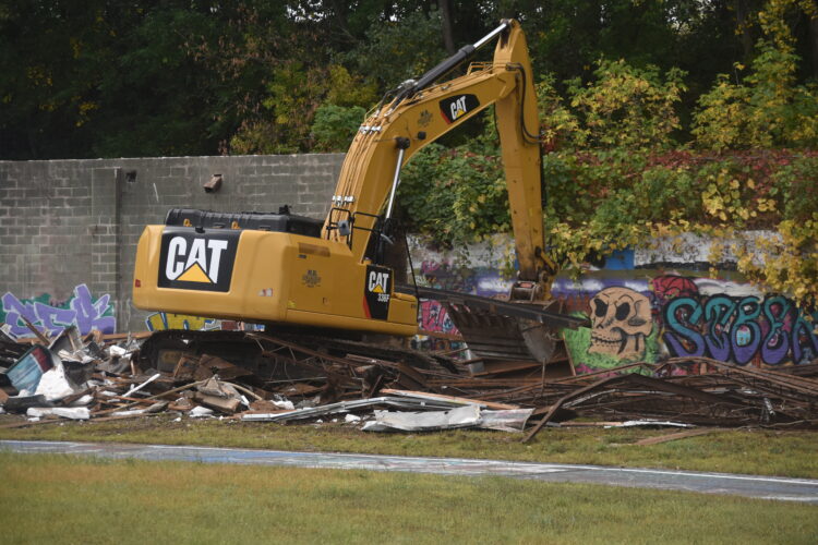 Art Wall Park building demolished | News, Sports, Jobs - Vimarsana News