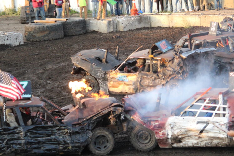 Demolition derby is a smash | News, Sports, Jobs - Vimarsana News