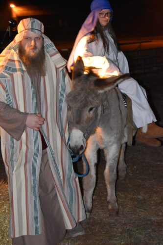 Springfield Nativity Pageant 'big community effort' | News, Sports, Jobs - Vimarsana News