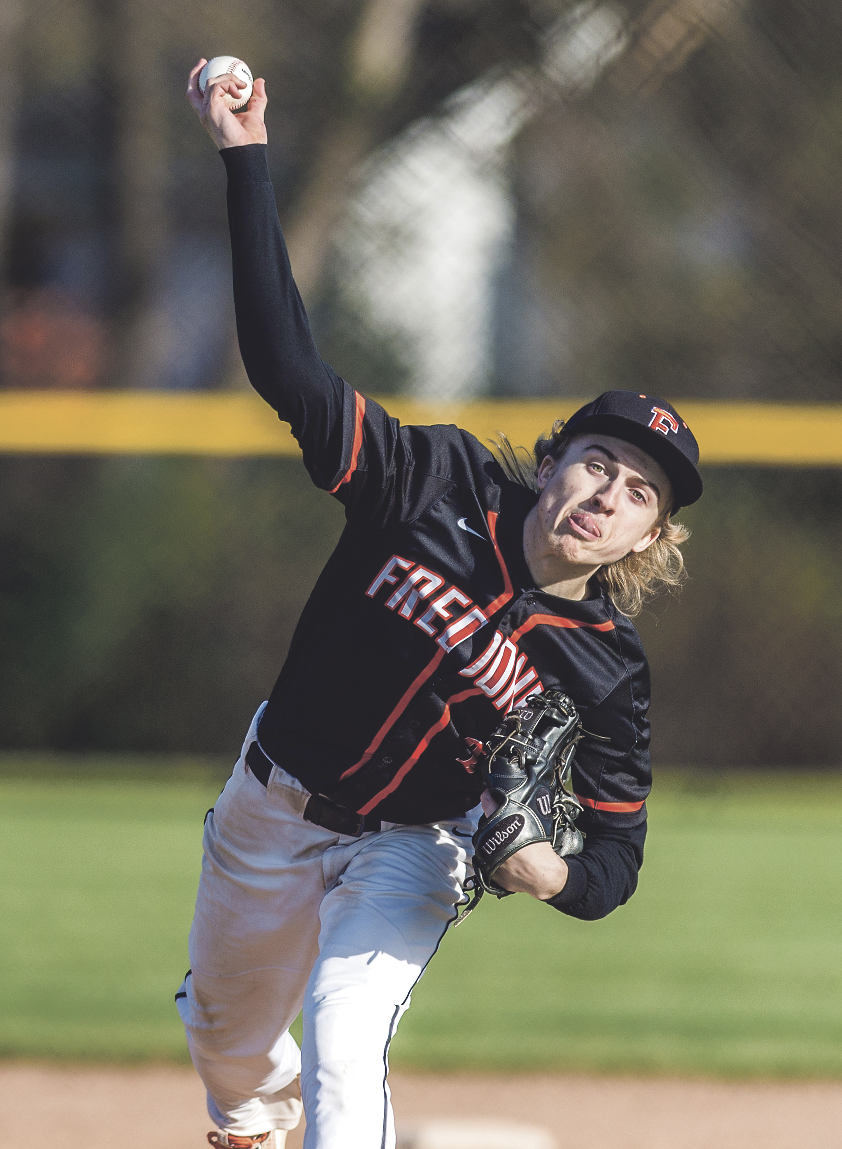 SHINING VICTORY Fredonia topples Dunkirk News, Sports, Jobs