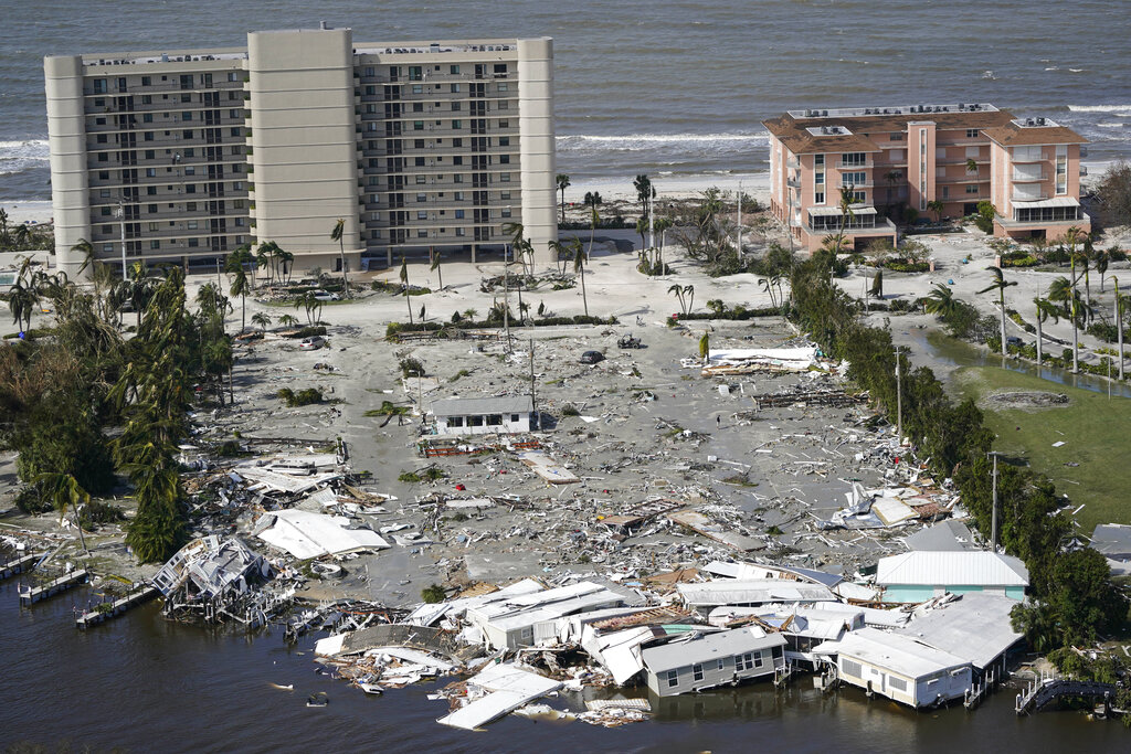 SLIDESHOW: Many trapped in Florida as Ian heads toward South Carolina | News, Sports, Jobs - Vimarsana News