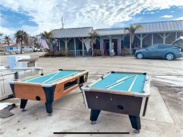 Froggy's reopens | News, Sports, Jobs - Pineisland Eagle - Vimarsana News