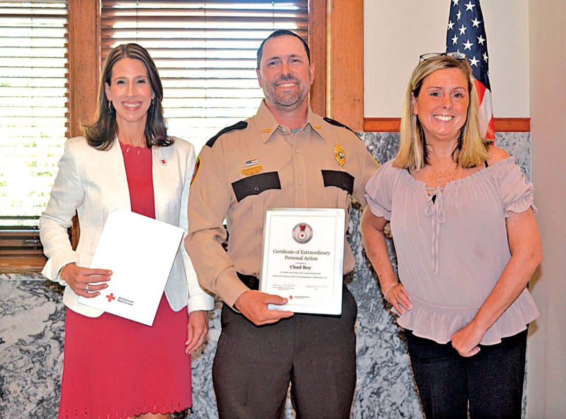 American Red Cross recognizes Park Ranger Roy with Lifesaving Awards | News, Sports, Jobs - Vimarsana News