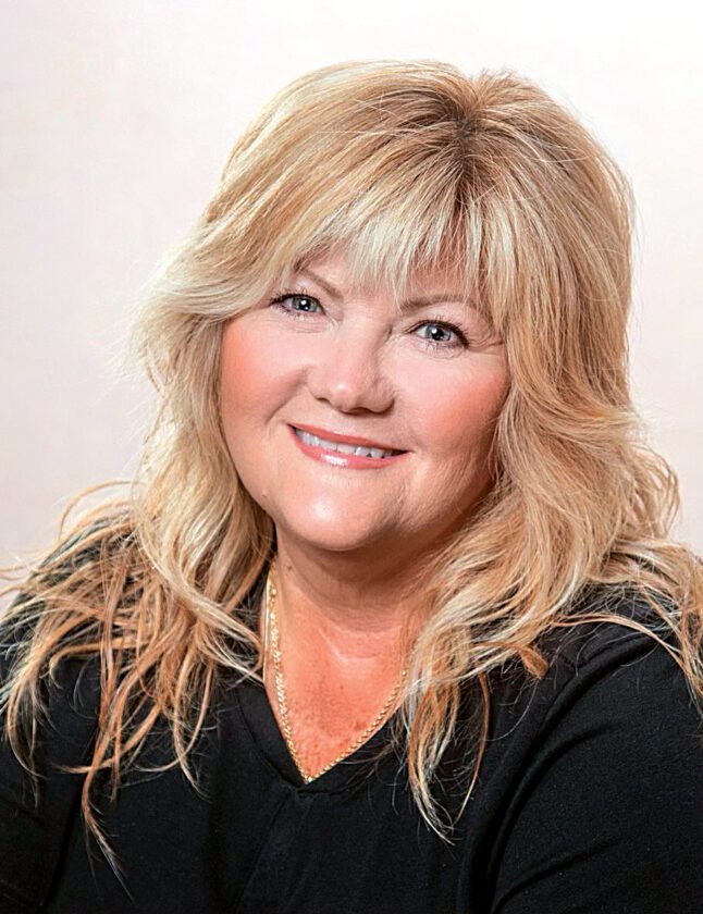 Celebrating Pine Islanders: Ernestine Holloway Squires | News, Sports, Jobs - Vimarsana News