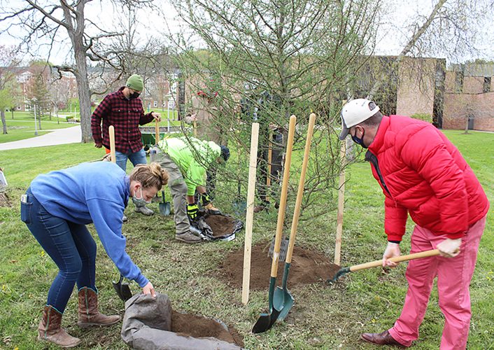 Arbor Day Celebrated | News, Sports, Jobs - Vimarsana News