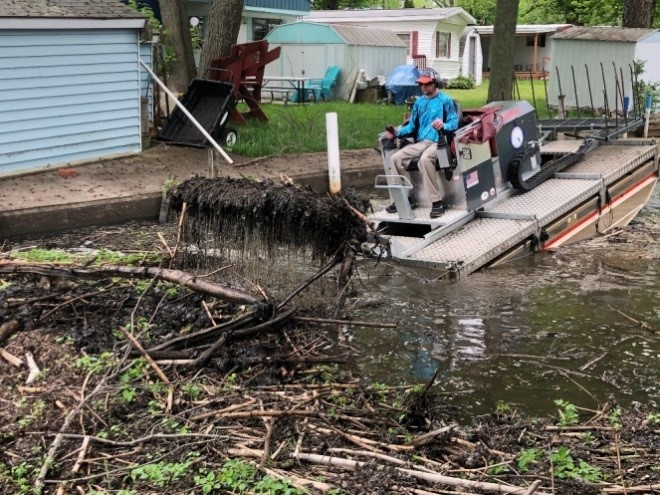 Busy Waters:Mobitracs, Shoreline Crews Scheduled To Start | News, Sports, Jobs - Vimarsana News