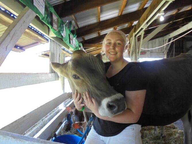 Youth Take Pride In Animals, Agriculture At County Fair | News, Sports, Jobs - Vimarsana News
