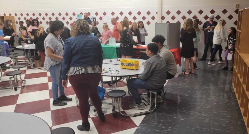 'Nice To Be Back': Washington School Sees Open House Success | News, Sports, Jobs - Vimarsana News