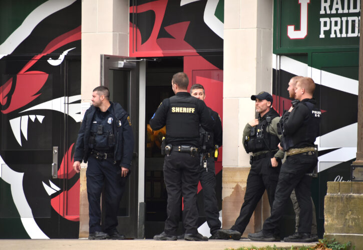 UPDATE: Fight Breaks Out At Jamestown High School | News, Sports, Jobs - Vimarsana News