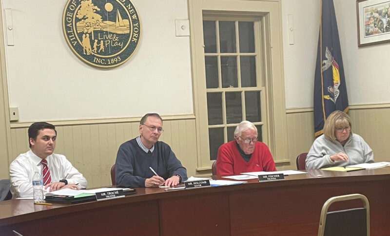 Lakewood Trustees Support Sidewalk Extension | News, Sports, Jobs - Vimarsana News
