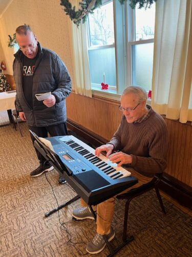 Gerry Senior Citizens Hold Christmas Dinner | News, Sports, Jobs - Vimarsana News