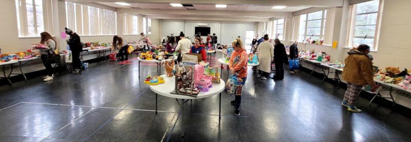 Conduit Ministries Hosts Weekend Toy Giveaway | News, Sports, Jobs - Vimarsana News
