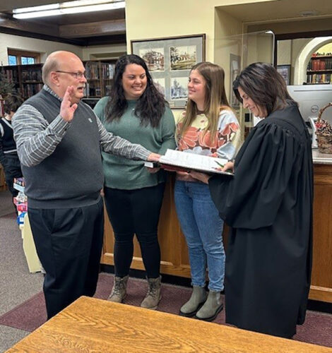 Falconer Mayor Sworn In For Second Term | News, Sports, Jobs - Vimarsana News