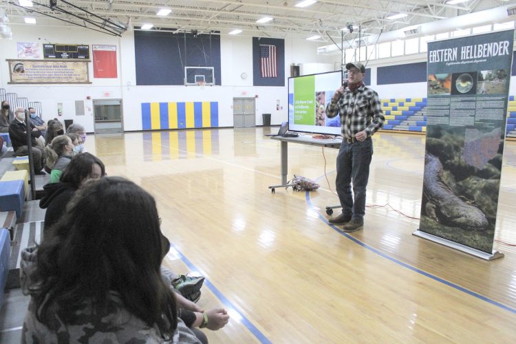 SL students partner for nature study | News, Sports, Jobs - Vimarsana News