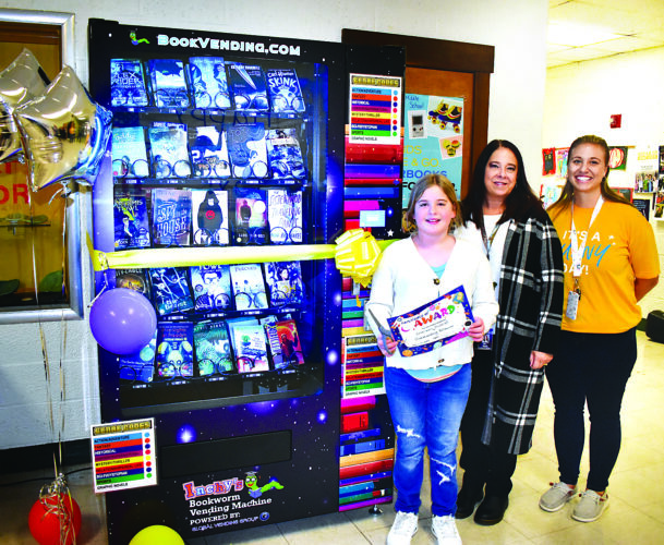 United Middle School students get unique reward for positive behavior | News, Sports, Jobs - Vimarsana News