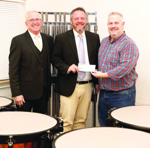 CCF donates to Heartland Christian School to buy musical instruments | News, Sports, Jobs - Vimarsana News