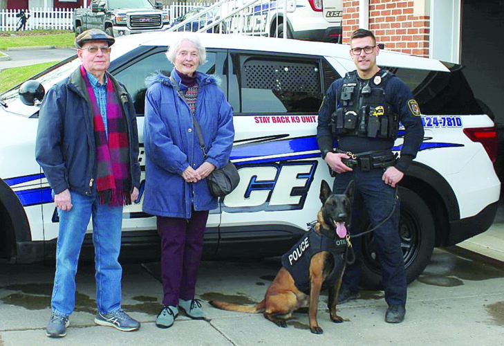 Coles donate K-9 bulletproof vest to PD | News, Sports, Jobs - Vimarsana News