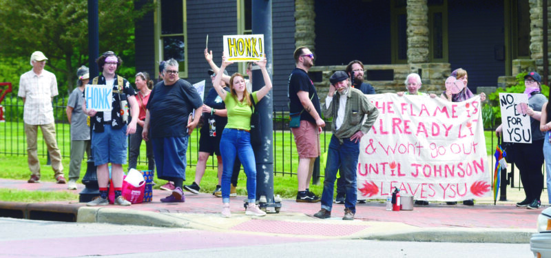 YSU students protest Johnson despite policies | News, Sports, Jobs - Vimarsana News