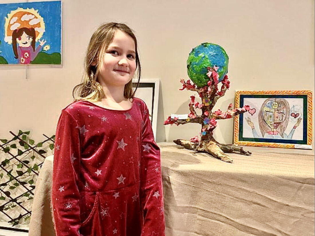 'Our World, Our Peaceful Future': Girl Scouts hold art show | News, Sports, Jobs - Vimarsana News