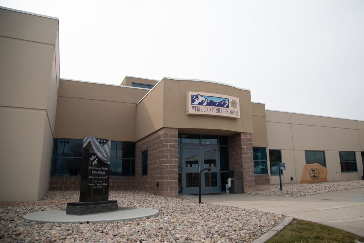 Weber County Jail inmate dies while in custody; cause, identity undisclosed | News, Sports, Jobs - Vimarsana News