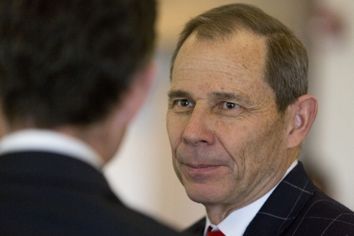 Utah Rep. John Curtis calls plan to keep coal plants open 'market-driven policies' | News, Sports, Jobs - Vimarsana News