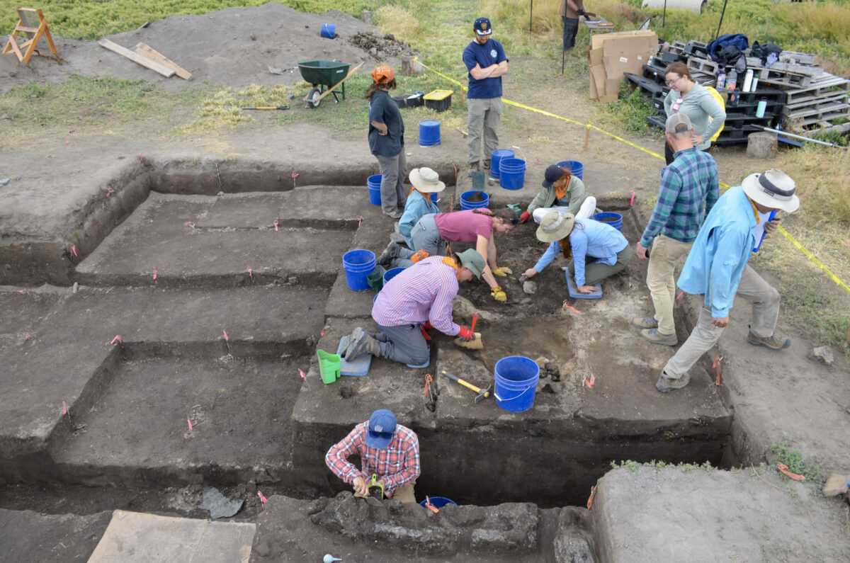 BYU, Weber State students and faculty work together on Hinckley Mounds excavation | News, Sports, Jobs - Vimarsana News