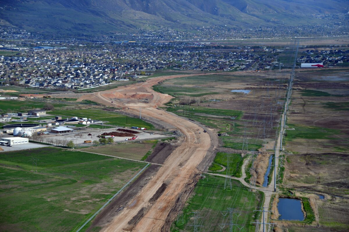 Officials taking harder stance on West Davis construction site trespassers | News, Sports, Jobs - Vimarsana News