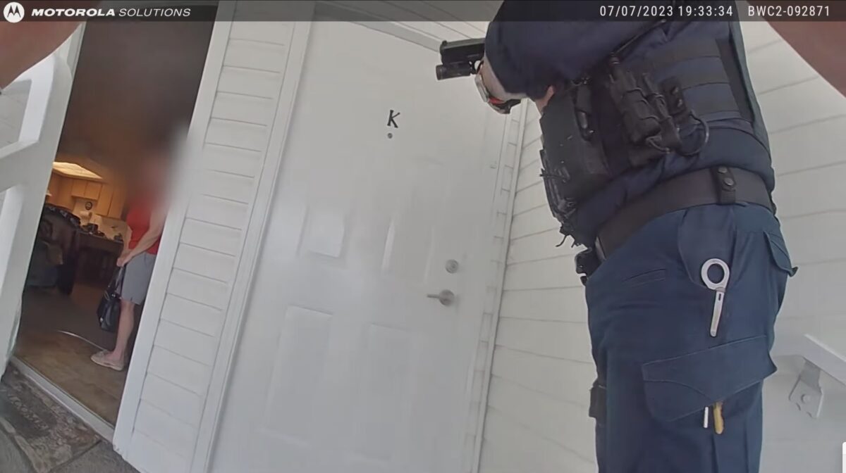Roy officer-involved shooting followed nearly two hours of talking with suicidal man | News, Sports, Jobs - Vimarsana News