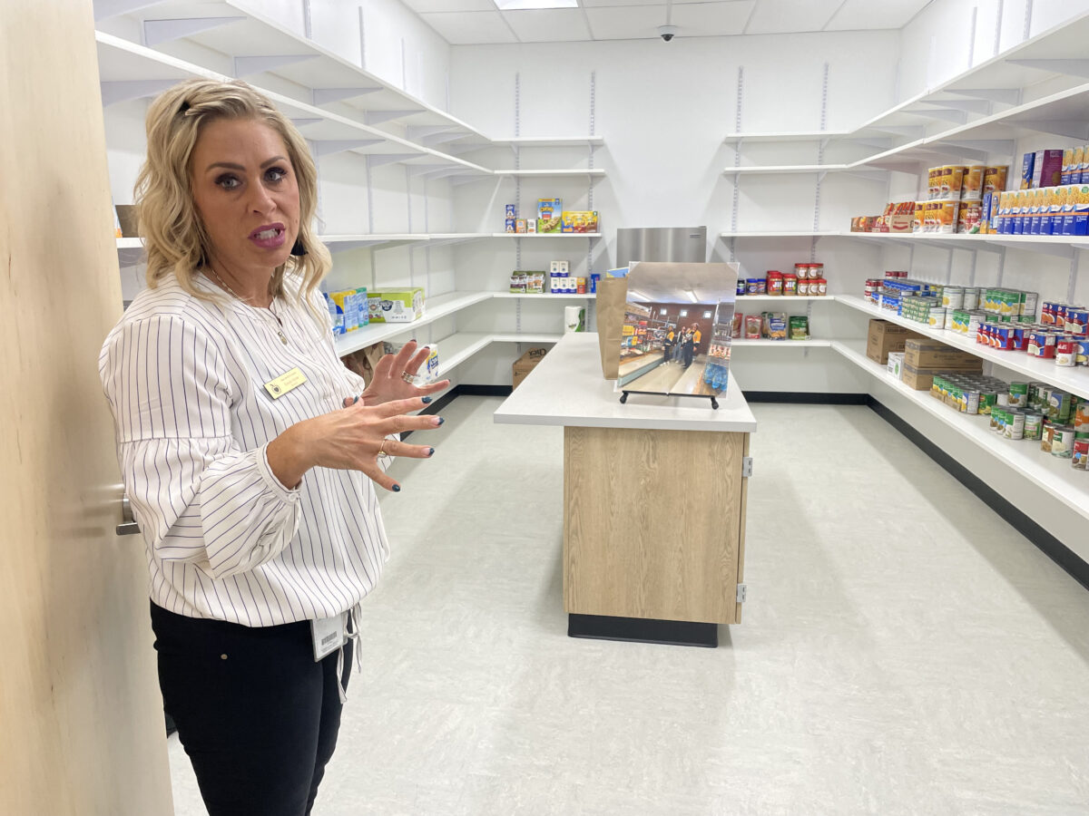 'Good energy': Two Rivers HS opens center for homeless kids, others in need | News, Sports, Jobs - Vimarsana News