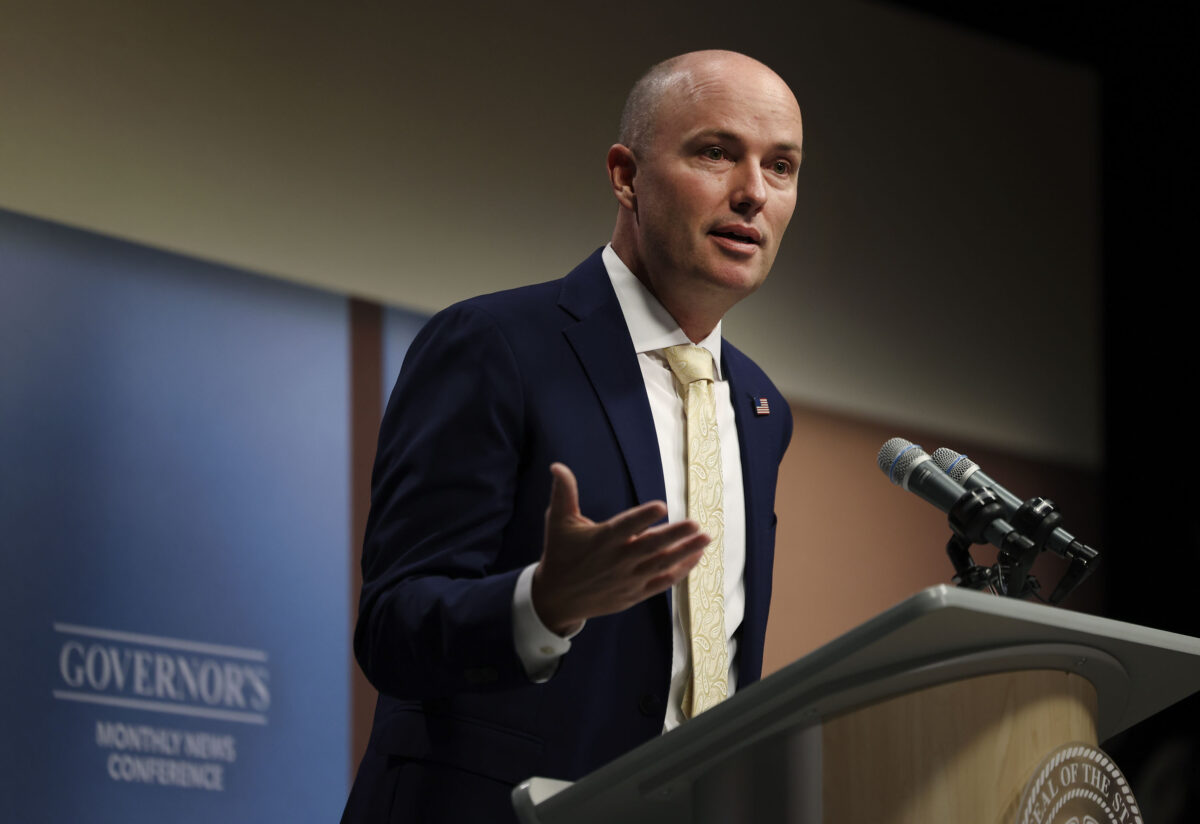 Gov. Cox encourages Utah educators to eliminate cellphones from the classroom | News, Sports, Jobs - Vimarsana News