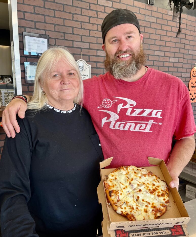 Circle Inn Pizzeria rises from the ashes; reopens in Clearfield | News, Sports, Jobs - Vimarsana News