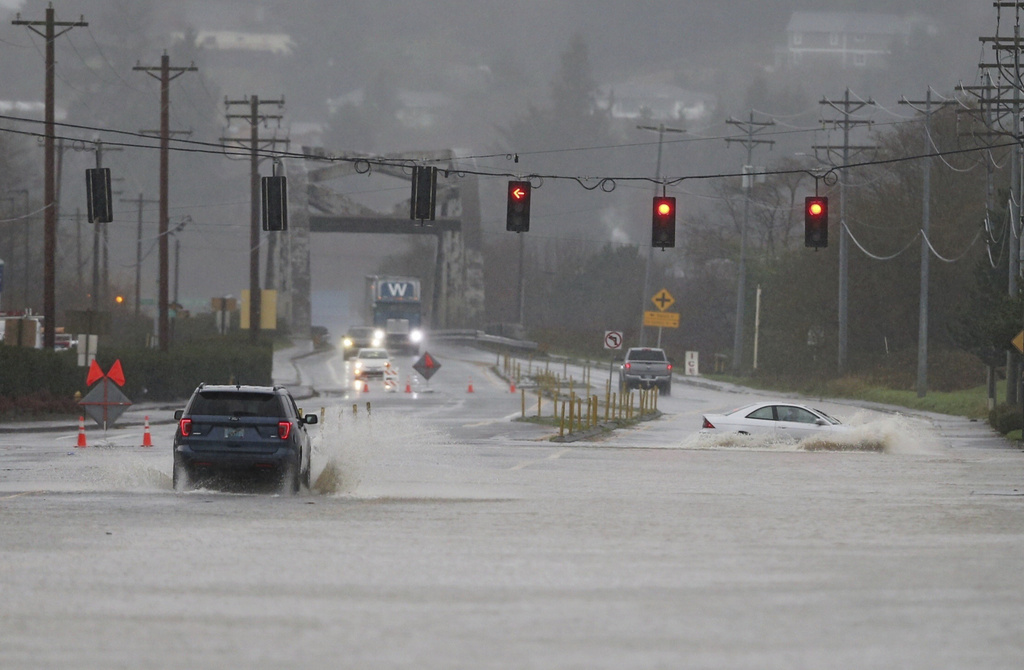 2 bodies found in creeks as atmospheric river drops record-breaking rain in Pacific Northwest | News, Sports, Jobs - Vimarsana News