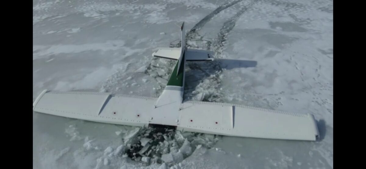Small plane crashes at Pineview Reservoir; pilot, passenger escape without injury | News, Sports, Jobs - Vimarsana News